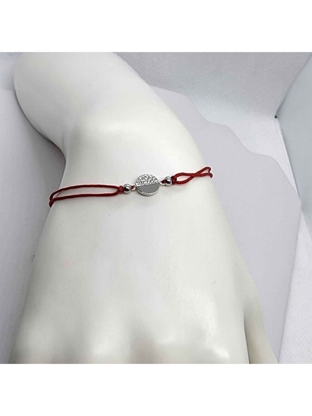 Sterling Silver 925 Round Design with Red String Bracelet